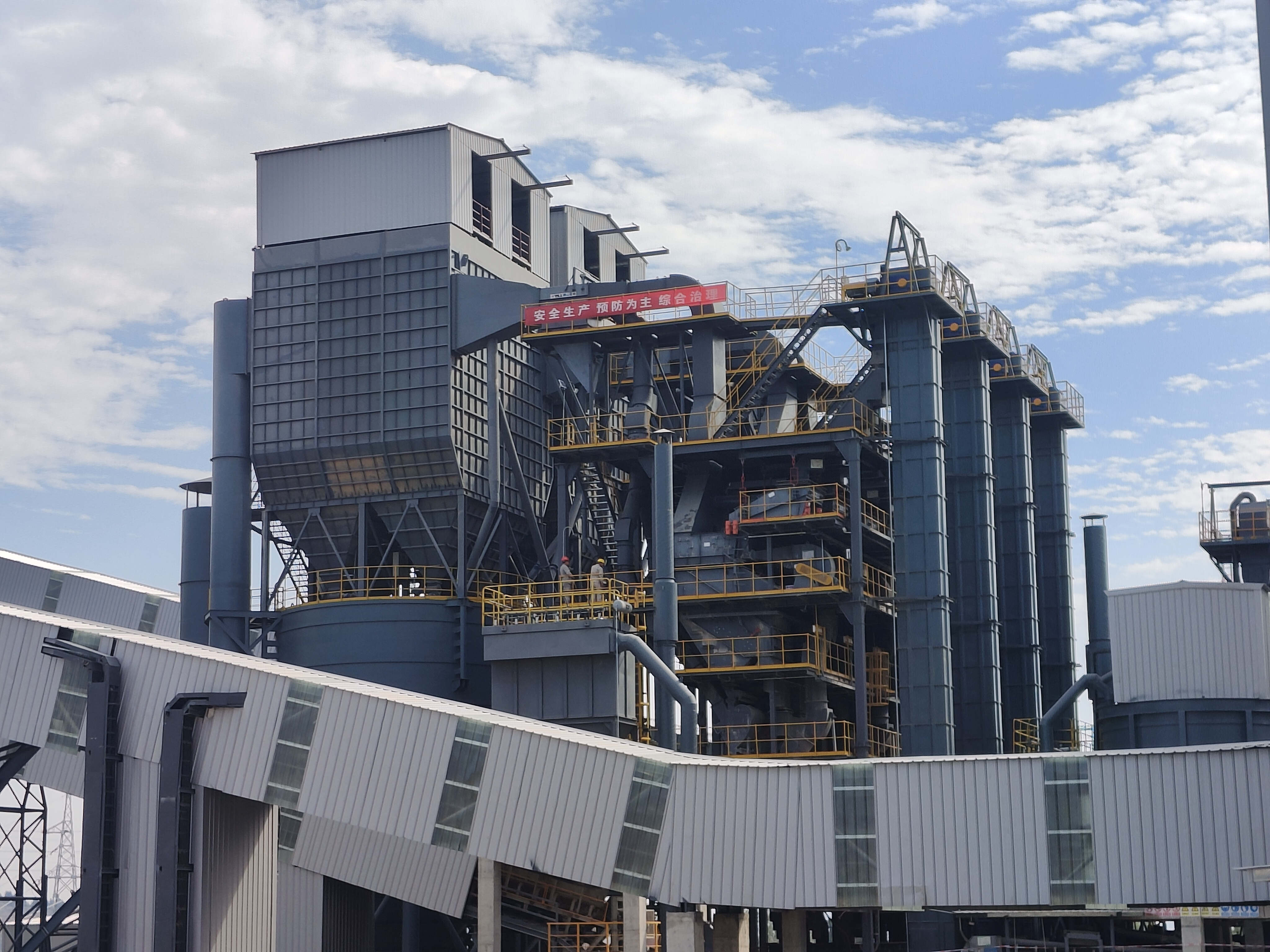 28項大型基礎建設工程獲批，制砂樓助力企業(yè)提高砂石品質(zhì)